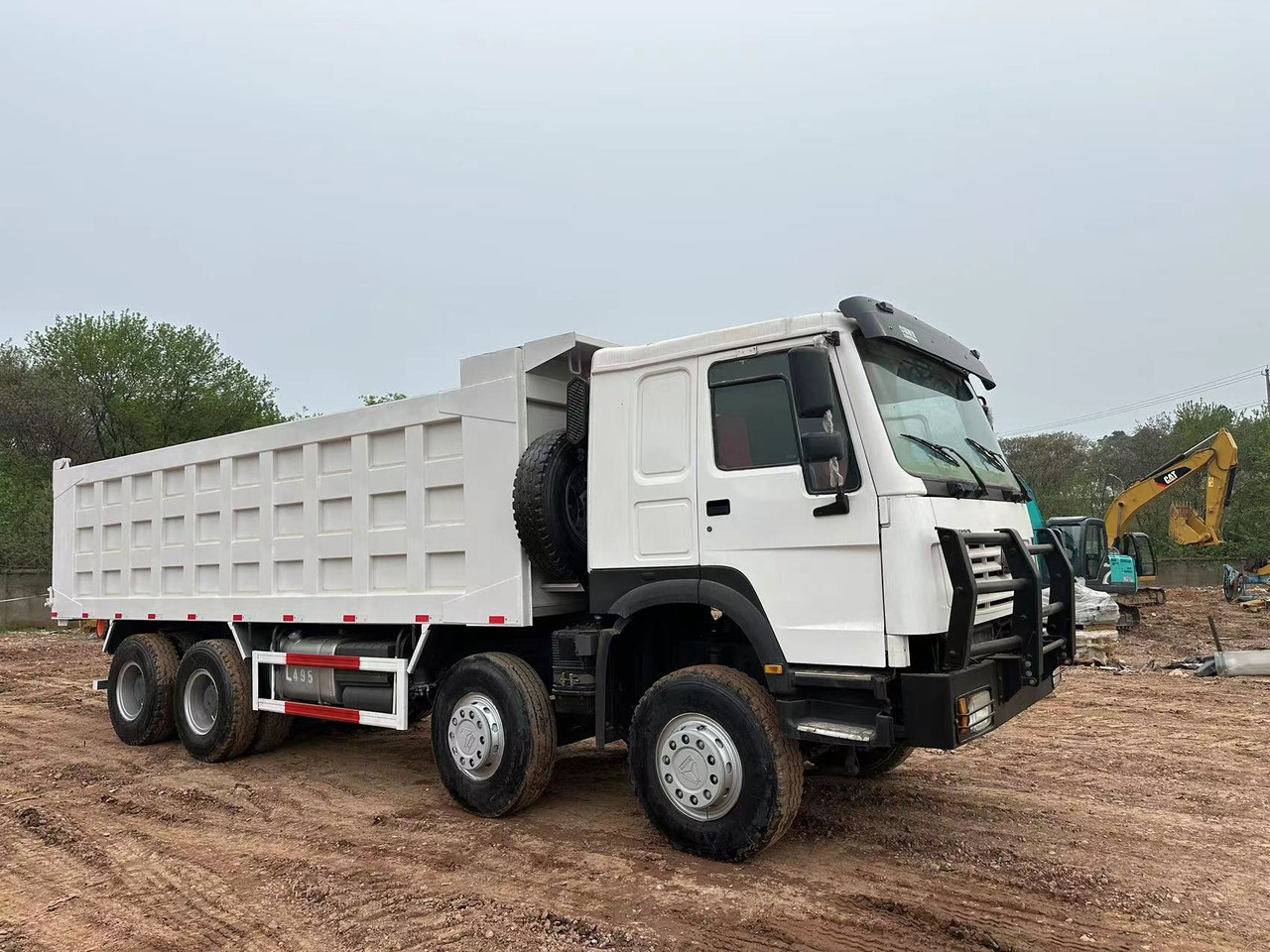 SINOTRUK HOWO 371 with Bumper - Kallurauto: pilt 5 SINOTRUK HOWO 371 with Bumper - Kallurauto: pilt 5