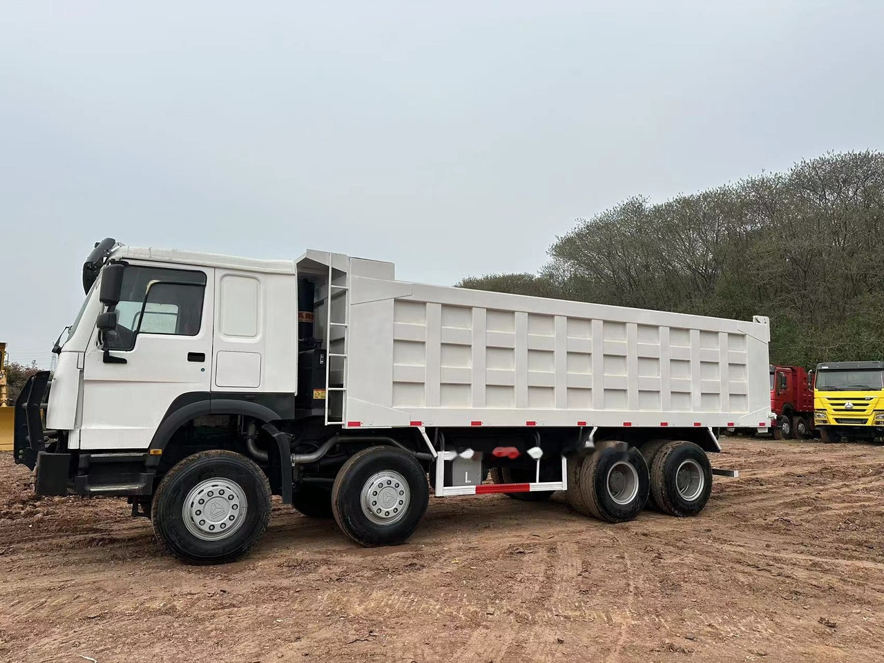 SINOTRUK HOWO 371 with Bumper - Kallurauto: pilt 5 SINOTRUK HOWO 371 with Bumper - Kallurauto: pilt 5