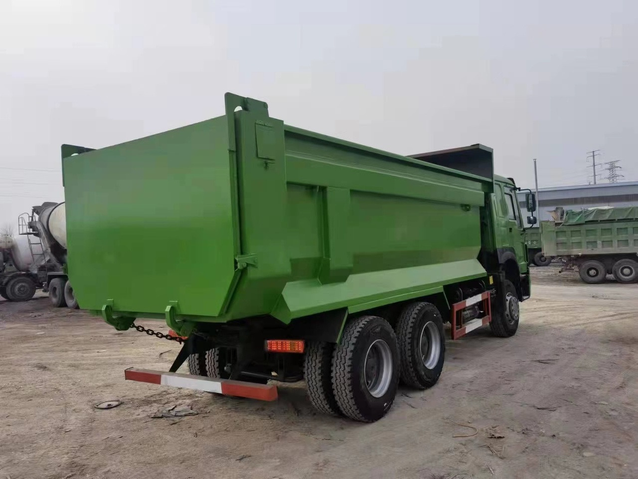 SINOTRUK Howo Dump truck 371 - Kallurauto: pilt 5 SINOTRUK Howo Dump truck 371 - Kallurauto: pilt 5