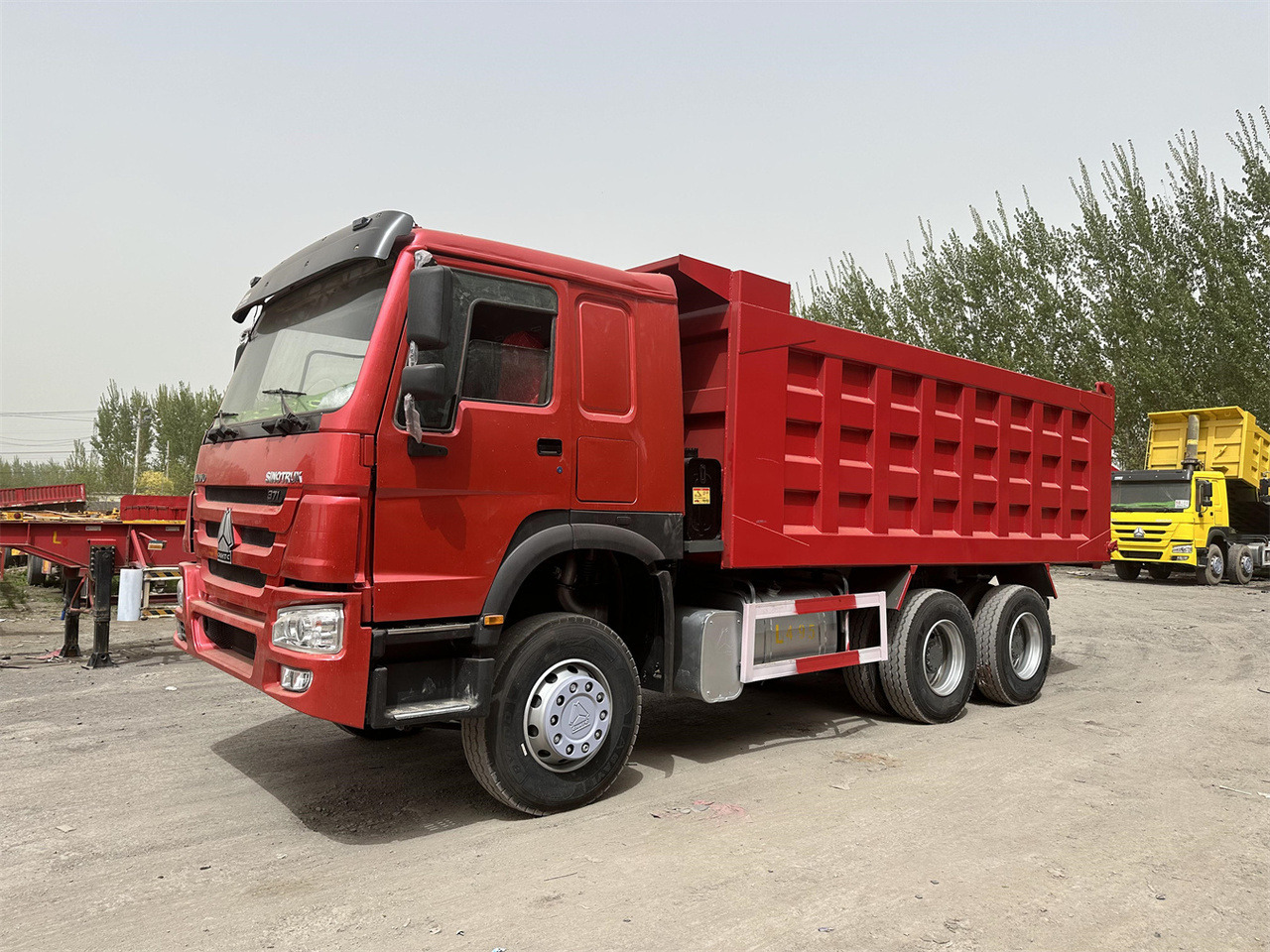 SINOTRUK Howo Dump truck 371 - Kallurauto: pilt 3 SINOTRUK Howo Dump truck 371 - Kallurauto: pilt 3