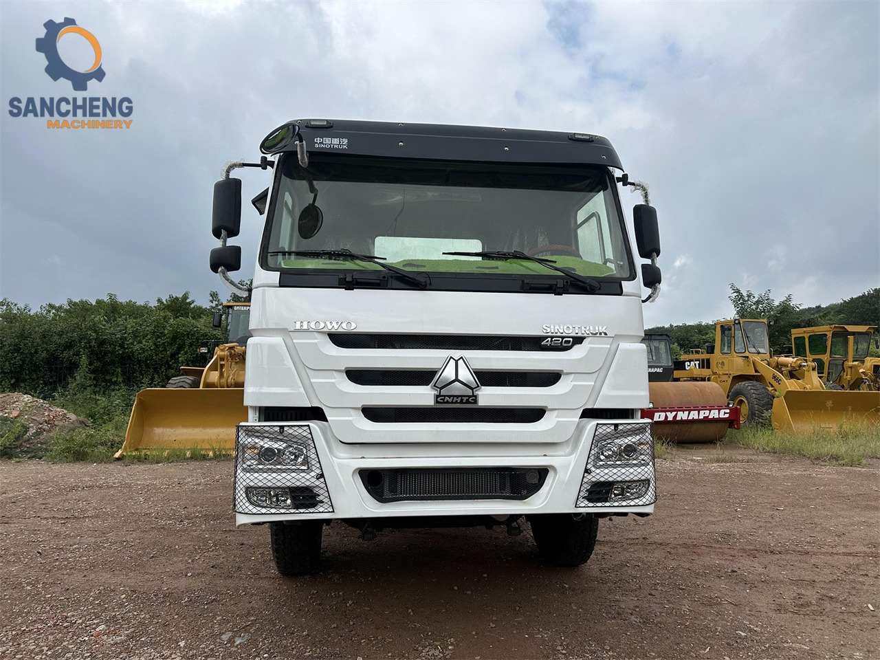 SINOTRUK Howo tractor unit 420hp - Sadulveok: pilt 4 SINOTRUK Howo tractor unit 420hp - Sadulveok: pilt 4