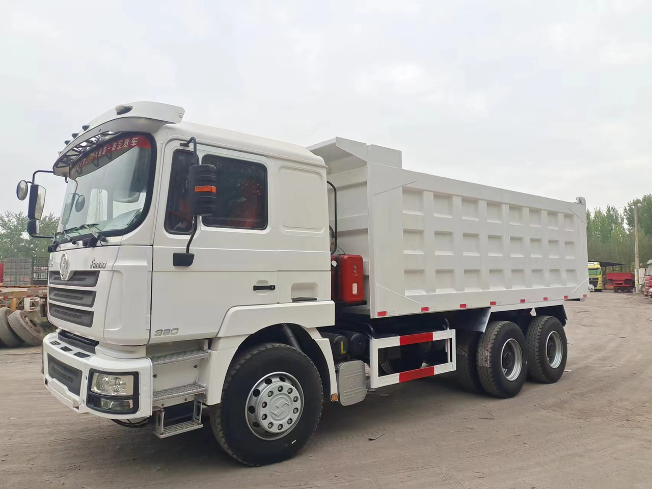 Shacman F3000 Dump Truck - Kallurauto: pilt 1 Shacman F3000 Dump Truck - Kallurauto: pilt 1