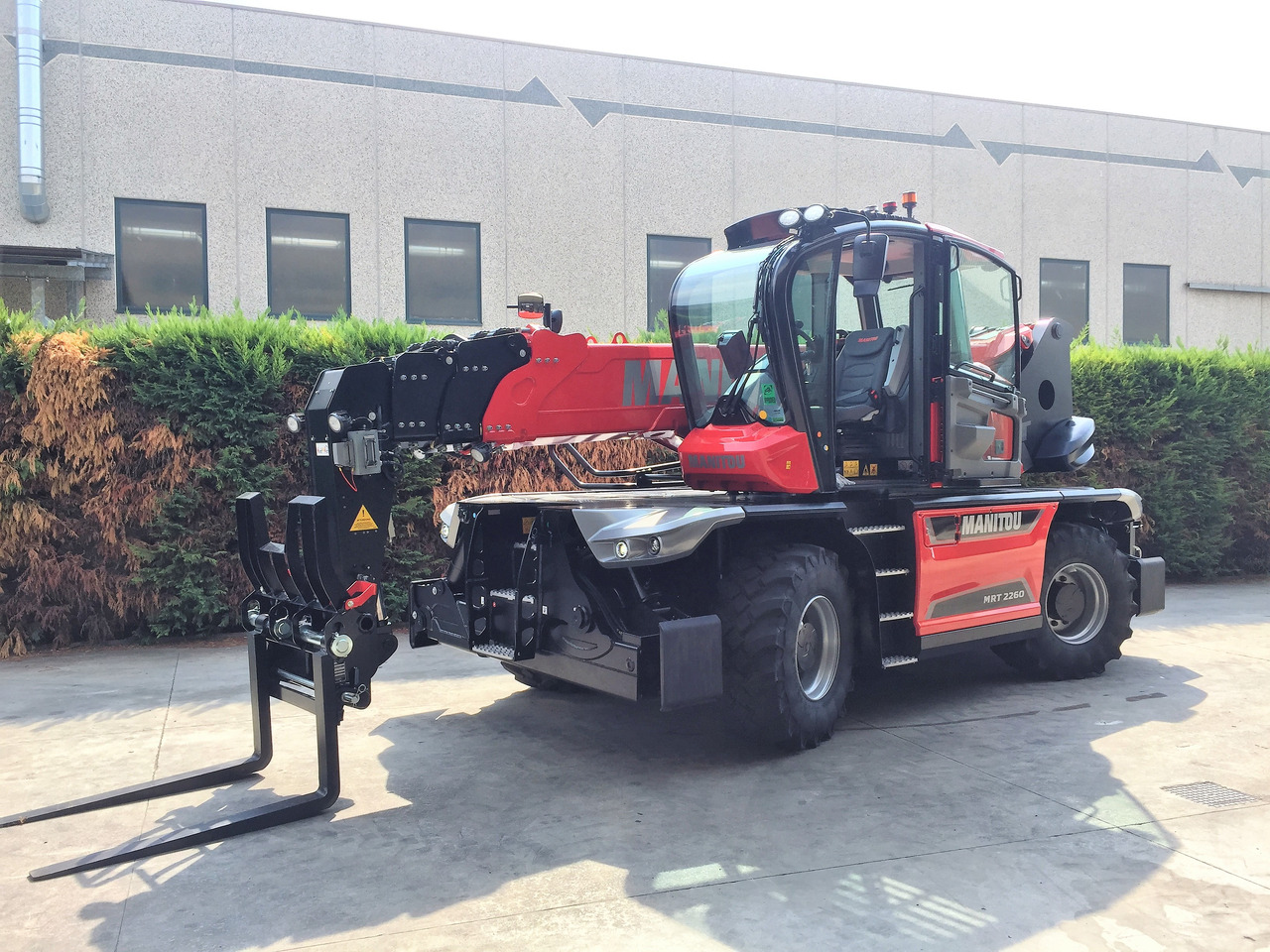 Manitou MRT 2260 VISION+ - Teleskooplaadur: pilt 1 Manitou MRT 2260 VISION+ - Teleskooplaadur: pilt 1