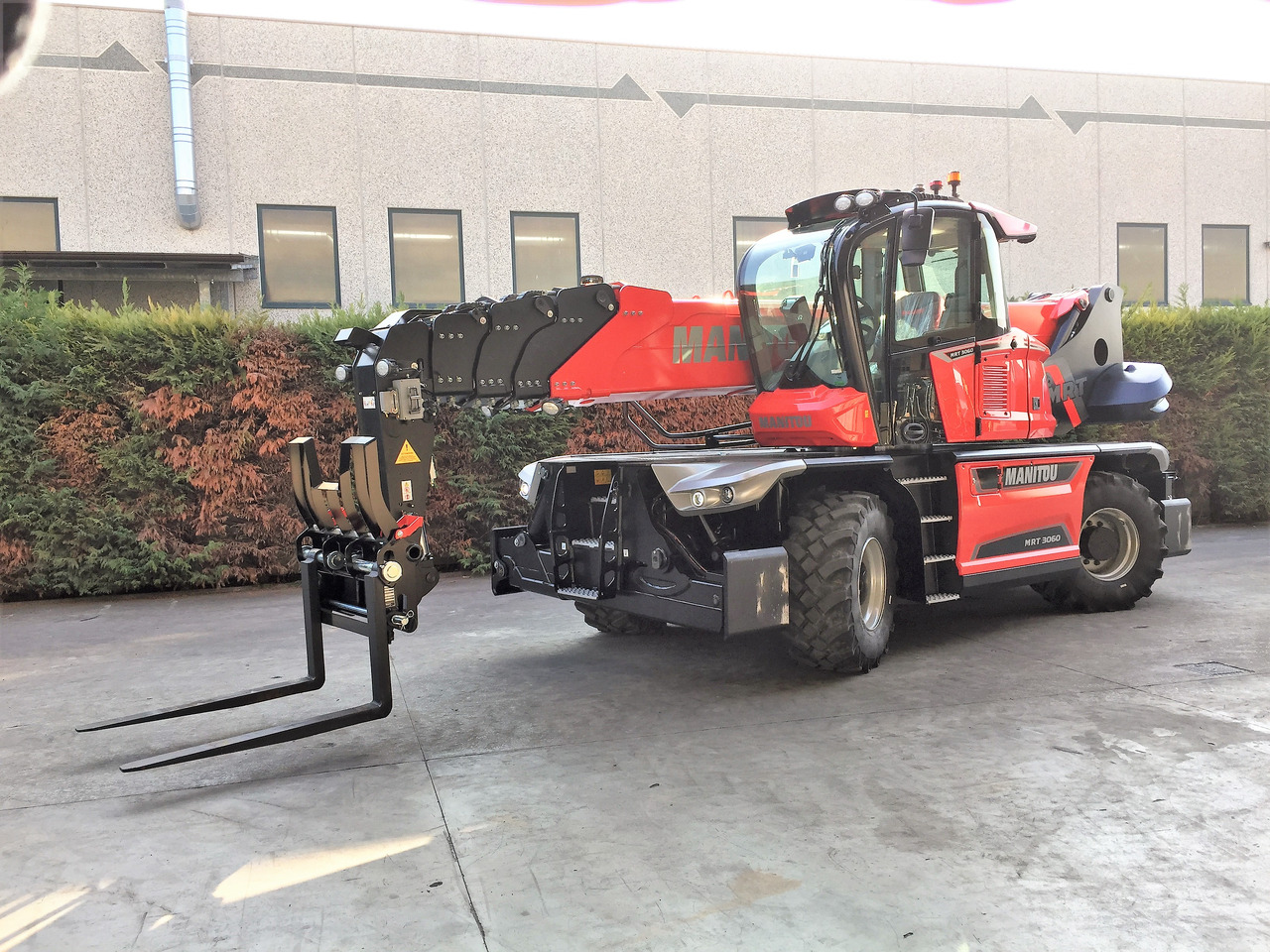Manitou MRT 3060 VISION+ - Teleskooplaadur: pilt 1 Manitou MRT 3060 VISION+ - Teleskooplaadur: pilt 1