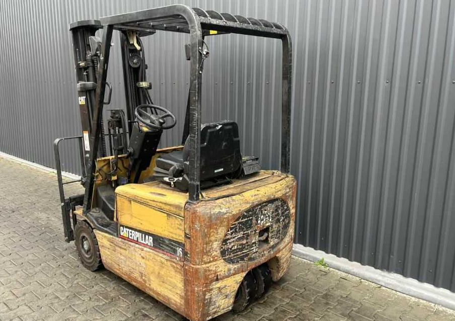 CAT Lift Trucks EP16KT - Elektritõstuk: pilt 3 CAT Lift Trucks EP16KT - Elektritõstuk: pilt 3