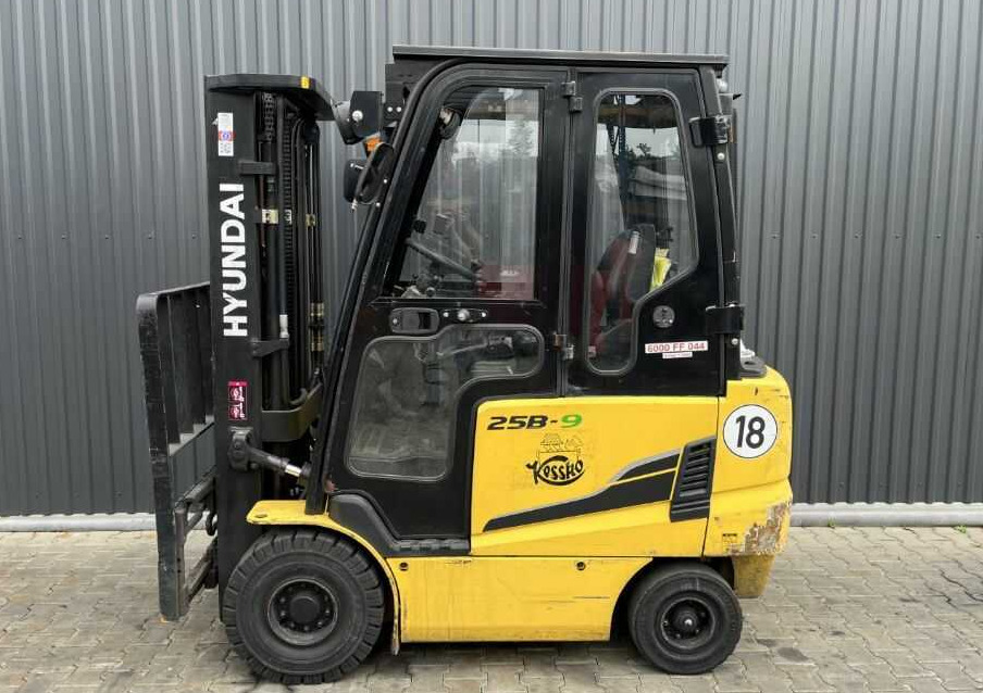 Hyundai 25B-9 - Elektritõstuk: pilt 2 Hyundai 25B-9 - Elektritõstuk: pilt 2