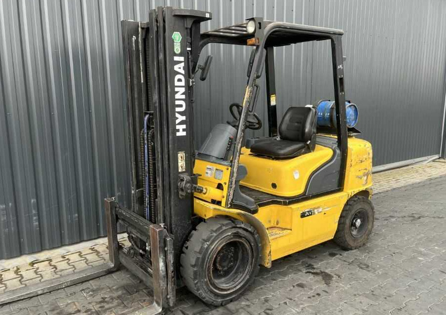 Hyundai 30L-7 - Gaasitõstuk: pilt 1 Hyundai 30L-7 - Gaasitõstuk: pilt 1