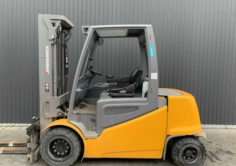 Jungheinrich EFGS40 - Elektritõstuk: pilt 2 Jungheinrich EFGS40 - Elektritõstuk: pilt 2