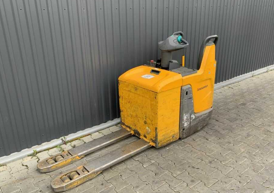 Jungheinrich ERE225 - Kaubaaluste tõstuk: pilt 1 Jungheinrich ERE225 - Kaubaaluste tõstuk: pilt 1