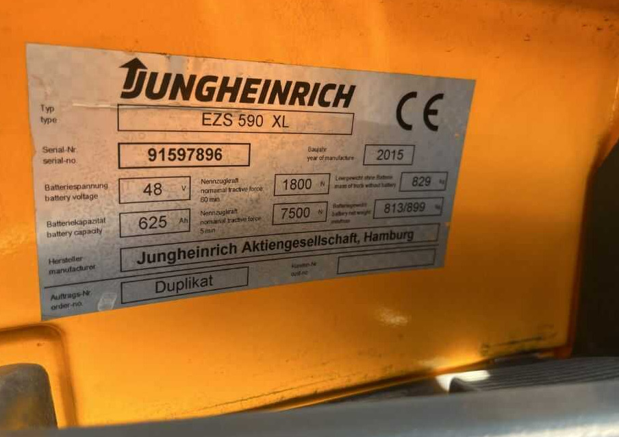 Jungheinrich EZS590 - Puksiirtraktor: pilt 4 Jungheinrich EZS590 - Puksiirtraktor: pilt 4