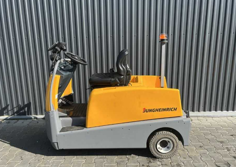 Jungheinrich EZS590 - Puksiirtraktor: pilt 2 Jungheinrich EZS590 - Puksiirtraktor: pilt 2