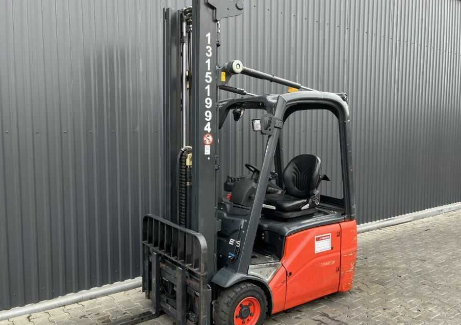 Linde E15-01 - Elektritõstuk: pilt 1 Linde E15-01 - Elektritõstuk: pilt 1