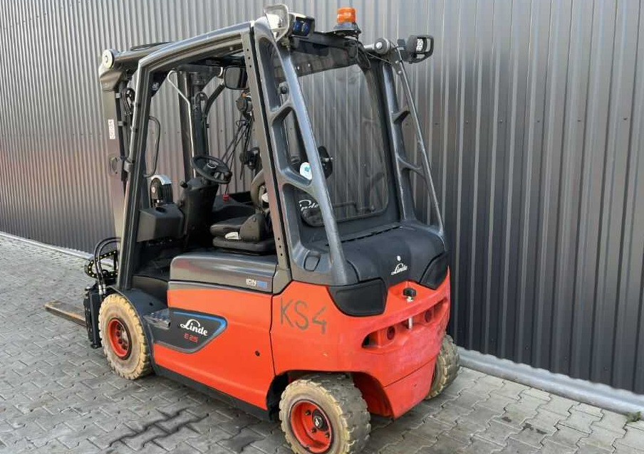 Linde E25-01 - Elektritõstuk: pilt 3 Linde E25-01 - Elektritõstuk: pilt 3