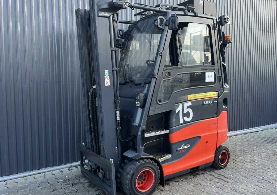 Linde E30HL-01/600 - Elektritõstuk: pilt 1 Linde E30HL-01/600 - Elektritõstuk: pilt 1