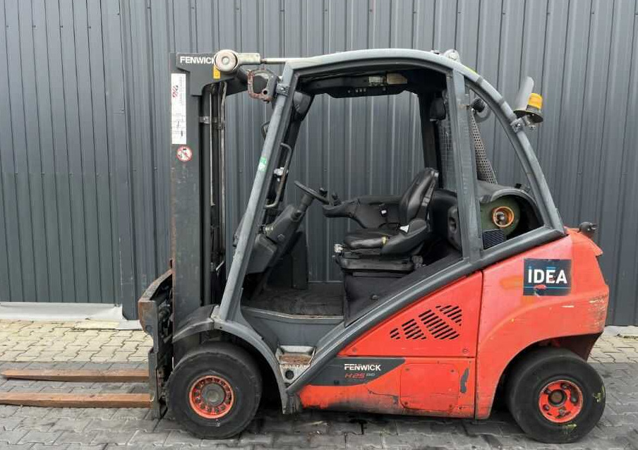 Linde H25T-02 - Gaasitõstuk: pilt 2 Linde H25T-02 - Gaasitõstuk: pilt 2