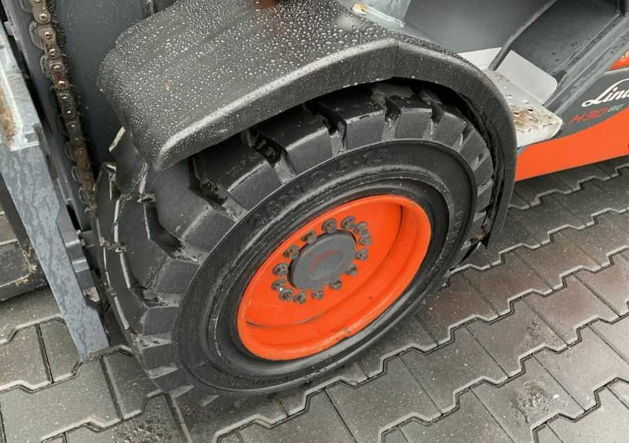 Linde H30T-02 - Gaasitõstuk: pilt 2 Linde H30T-02 - Gaasitõstuk: pilt 2
