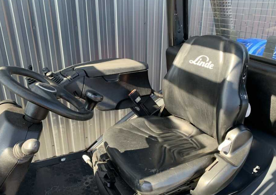 Linde H30T-02 - Gaasitõstuk: pilt 2 Linde H30T-02 - Gaasitõstuk: pilt 2