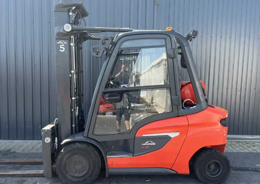 Linde H35T-01 - Gaasitõstuk: pilt 2 Linde H35T-01 - Gaasitõstuk: pilt 2