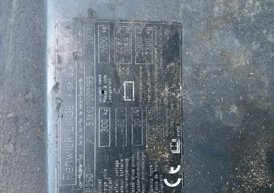 Linde P250 - Puksiirtraktor: pilt 4 Linde P250 - Puksiirtraktor: pilt 4