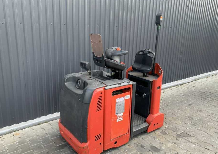 Linde P30C - Puksiirtraktor: pilt 1 Linde P30C - Puksiirtraktor: pilt 1