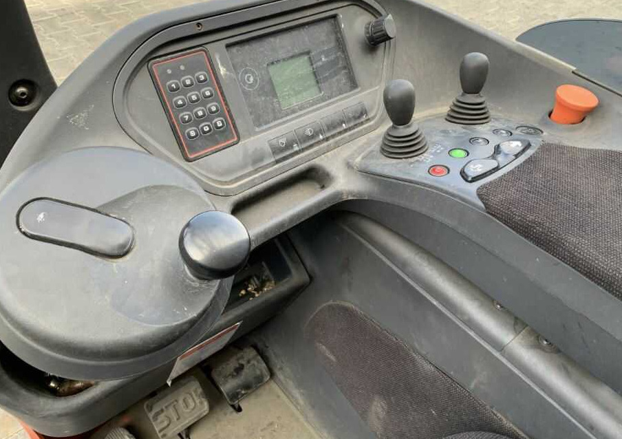 Linde R14HD-01 - Lükandmastiga tõstuk: pilt 5 Linde R14HD-01 - Lükandmastiga tõstuk: pilt 5