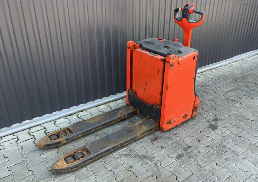 Linde T16L - Kaubaaluste tõstuk: pilt 1 Linde T16L - Kaubaaluste tõstuk: pilt 1