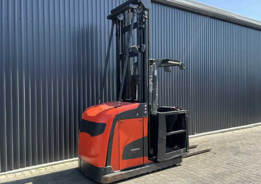 Linde V - Tellimusekoostur: pilt 1 Linde V - Tellimusekoostur: pilt 1