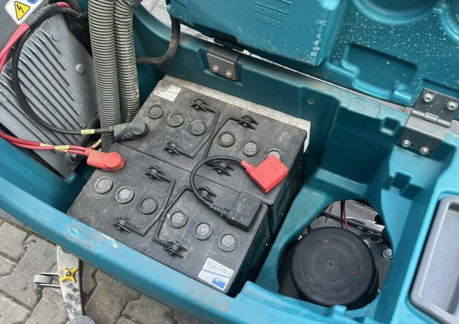 Tennant T300 - Põrandapesumasin: pilt 5 Tennant T300 - Põrandapesumasin: pilt 5