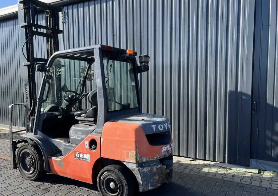 Toyota 8FDF30 - Diiseltõstuk: pilt 3 Toyota 8FDF30 - Diiseltõstuk: pilt 3