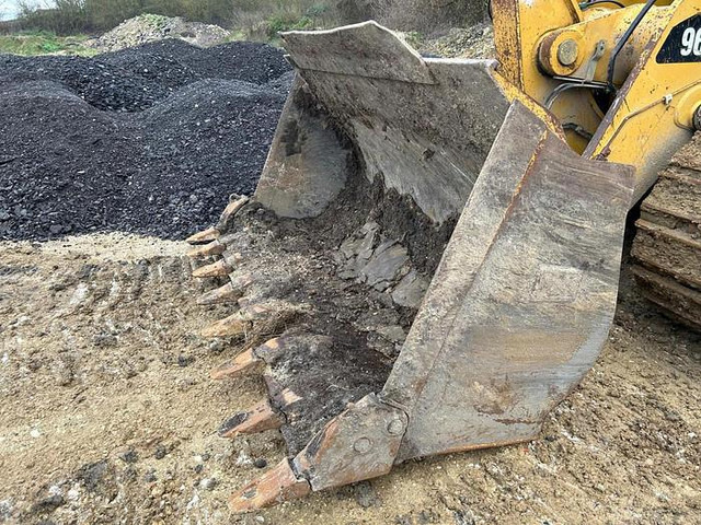 Roomiklaadur Caterpillar 963D: pilt 13