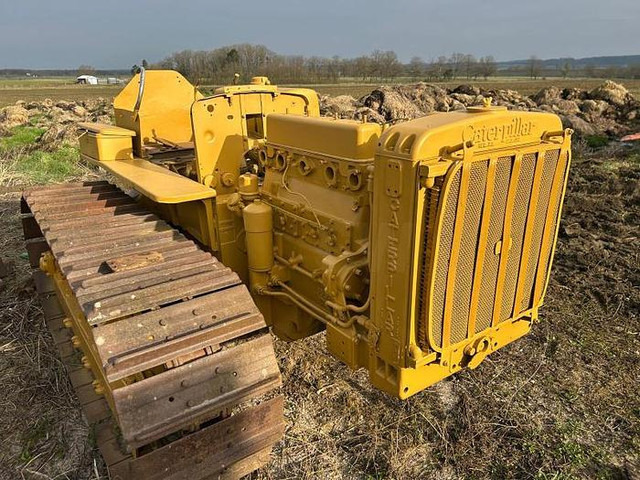Caterpillar D4 - - Buldooser: pilt 4 Caterpillar D4 - - Buldooser: pilt 4