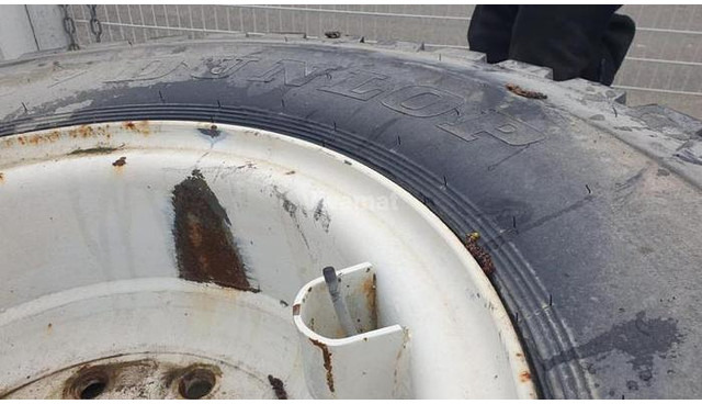 DUNLOP 12.00R20 SP931 - Rehvid ja veljed: pilt 2 DUNLOP 12.00R20 SP931 - Rehvid ja veljed: pilt 2