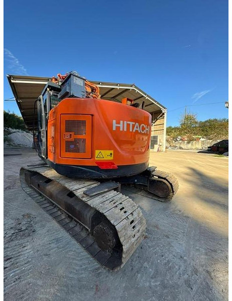 Hitachi ZX225USLC-6 - Lintekskavaator: pilt 1 Hitachi ZX225USLC-6 - Lintekskavaator: pilt 1