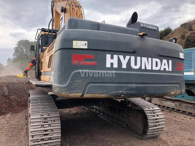 Hyundai HX520L - Lintekskavaator: pilt 2 Hyundai HX520L - Lintekskavaator: pilt 2