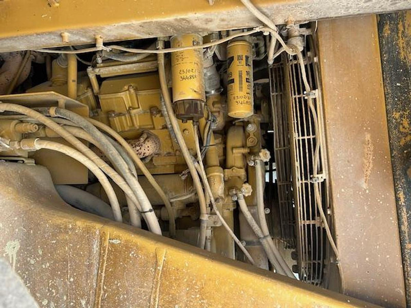 Kallur Komatsu HD325-6KE: pilt 10