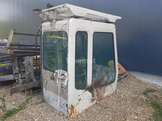 Liebherr A904 R904 A914 R914 A924 R924 A934 R934 A944 R944 A954 R954 - - Kabiin ja interjöör: pilt 1 Liebherr A904 R904 A914 R914 A924 R924 A934 R934 A944 R944 A954 R954 - - Kabiin ja interjöör: pilt 1