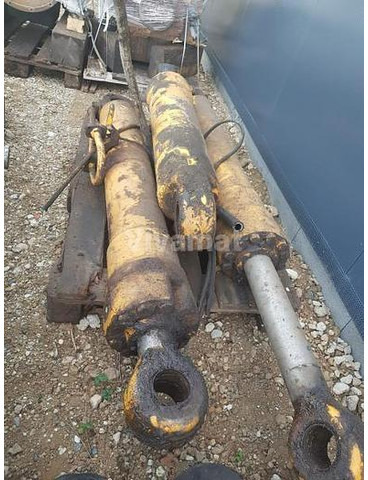 Liebherr A914 - Silindriplokk: pilt 2 Liebherr A914 - Silindriplokk: pilt 2