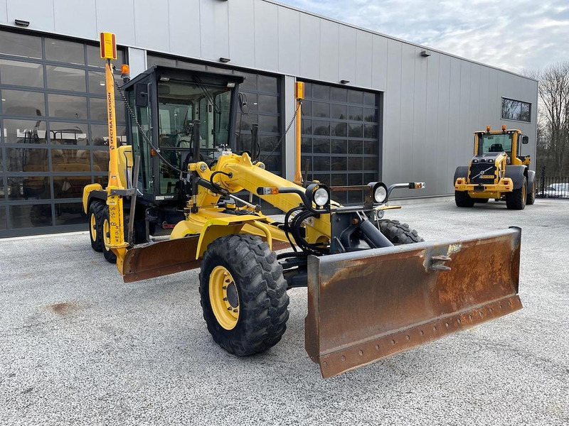 New Holland F 106.6 - Teehöövel: pilt 1 New Holland F 106.6 - Teehöövel: pilt 1