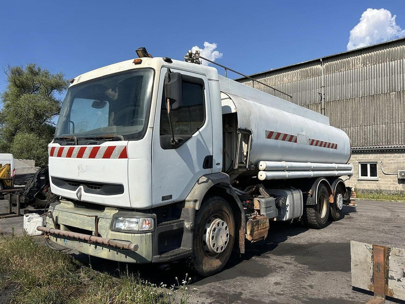 Renault 320 - Tsisternauto: pilt 1 Renault 320 - Tsisternauto: pilt 1
