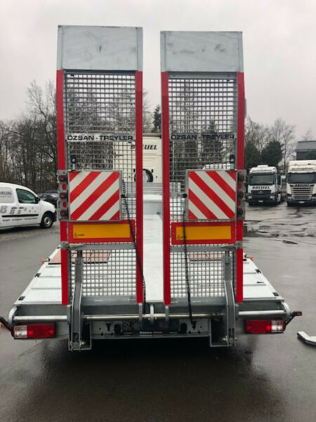 2 Axle Lowloader - Madal platvormpoolhaagis: pilt 4 2 Axle Lowloader - Madal platvormpoolhaagis: pilt 4