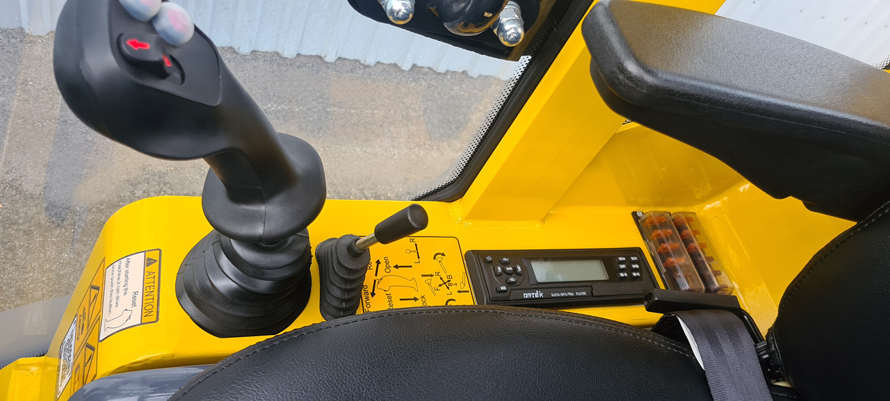 Uus Minilaadur Eurotrac W11 Radlader Hoflader: pilt 8