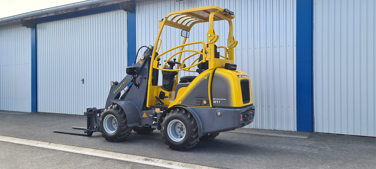 Eurotrac W11 Radlader Hoflader - Minilaadur: pilt 2 Eurotrac W11 Radlader Hoflader - Minilaadur: pilt 2