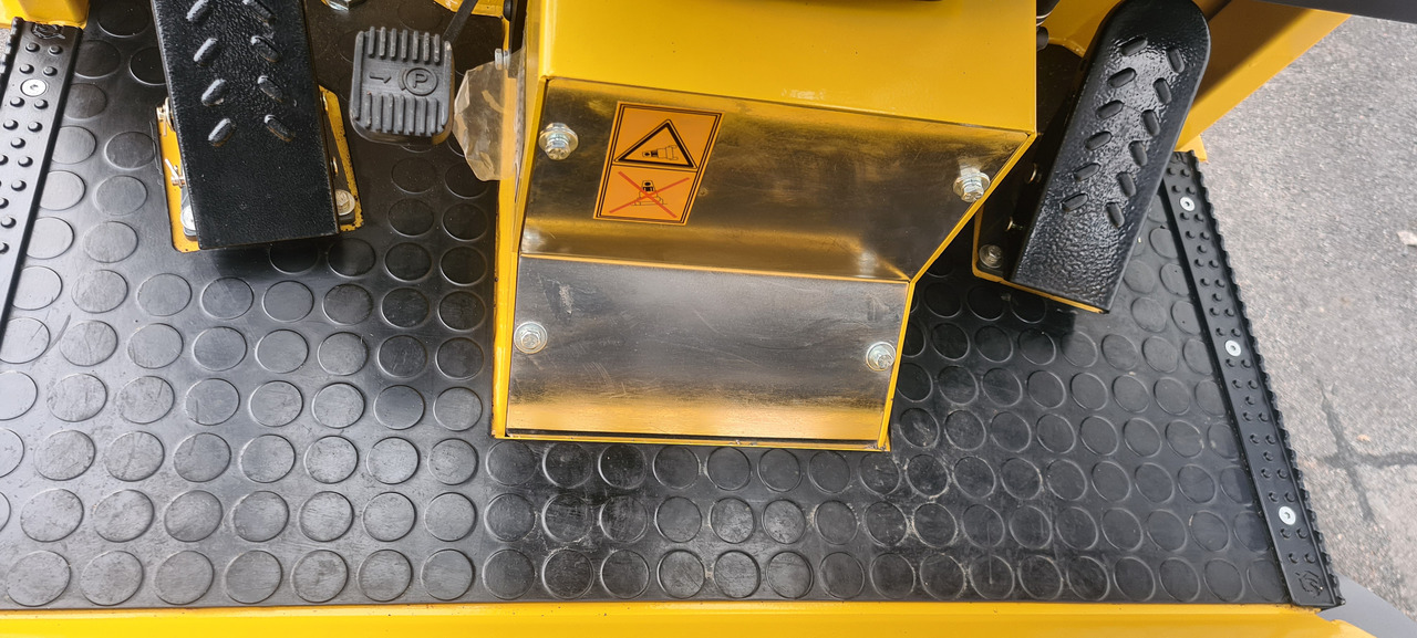 Uus Minilaadur Eurotrac W11 Radlader Hoflader: pilt 12