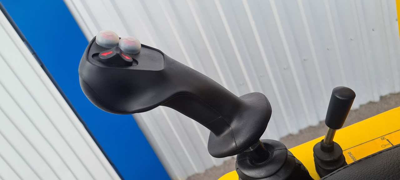 Uus Minilaadur Eurotrac W11 Radlader Hoflader: pilt 11