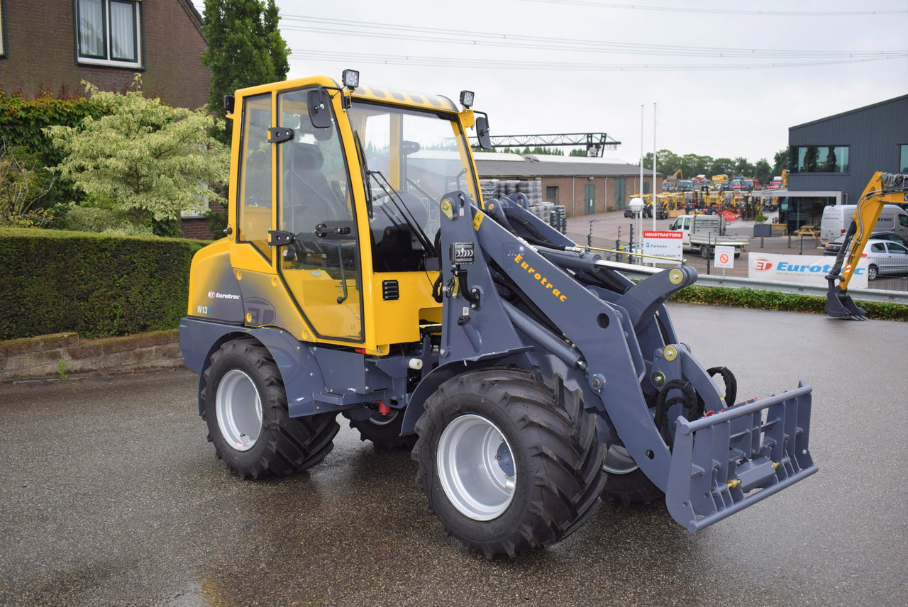 Eurotrac W13 Radlader Hoflader - Minilaadur: pilt 4 Eurotrac W13 Radlader Hoflader - Minilaadur: pilt 4