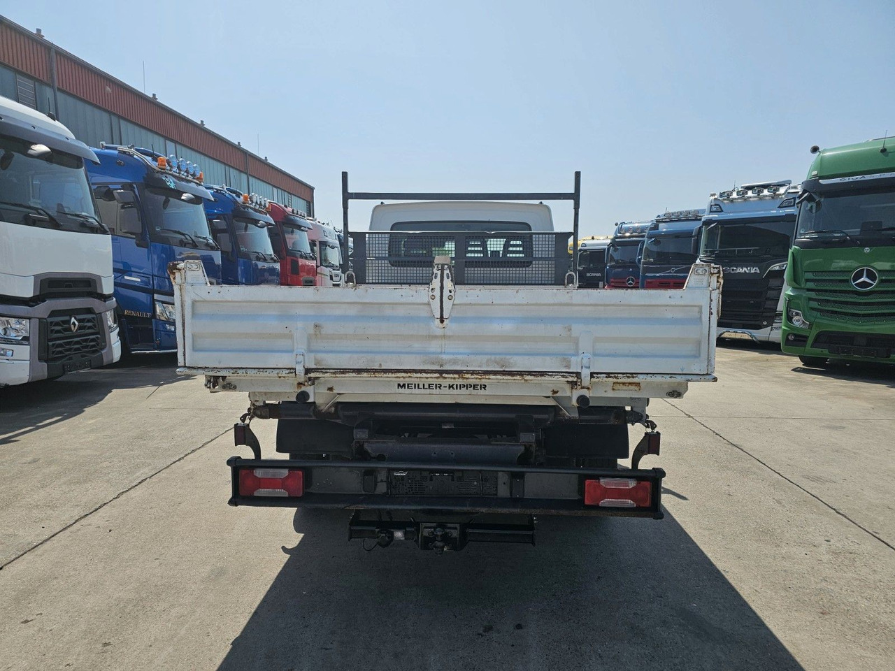 Iveco DAILY * DREISEITENKIPPER * MEILER * STANDHZ - Tarbesõiduk kallur, Meeskonnaauto: pilt 5 Iveco DAILY * DREISEITENKIPPER * MEILER * STANDHZ - Tarbesõiduk kallur, Meeskonnaauto: pilt 5