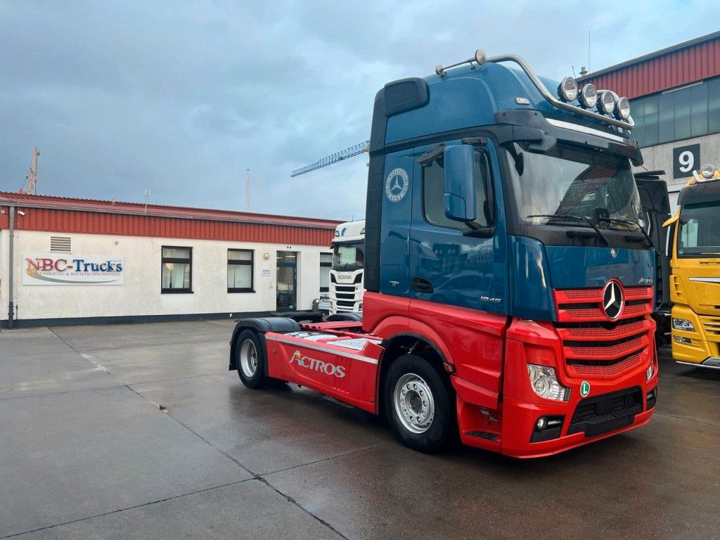 Mercedes-Benz ACTROS 1845 GIGASPACE * AUTOTRANSPORTER * - Treilerveoauto: pilt 3 Mercedes-Benz ACTROS 1845 GIGASPACE * AUTOTRANSPORTER * - Treilerveoauto: pilt 3