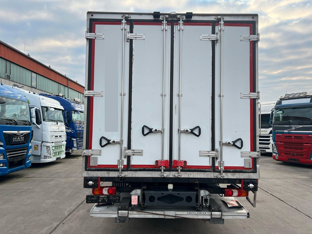 Mercedes-Benz Atego 1527 * THERMO KING * KAMERA * LBW 1,5t * - Külmutiga veoauto: pilt 5 Mercedes-Benz Atego 1527 * THERMO KING * KAMERA * LBW 1,5t * - Külmutiga veoauto: pilt 5