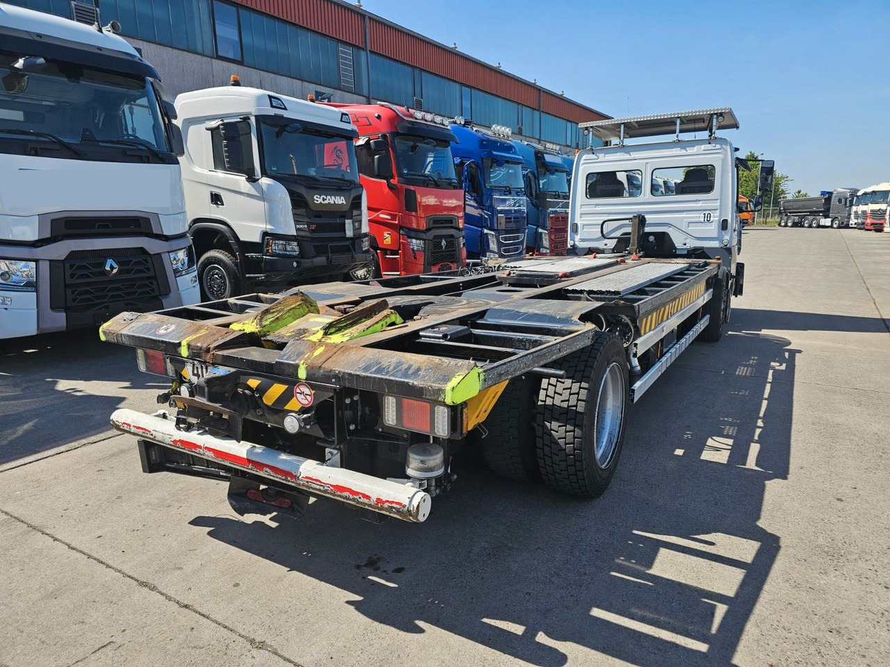 Mercedes-Benz KAMAG * WBH25 * UMSETZER * KLIMA * STANDHEIZ. * - Konteinerveduk/ Tõstukiga veoauto: pilt 5 Mercedes-Benz KAMAG * WBH25 * UMSETZER * KLIMA * STANDHEIZ. * - Konteinerveduk/ Tõstukiga veoauto: pilt 5