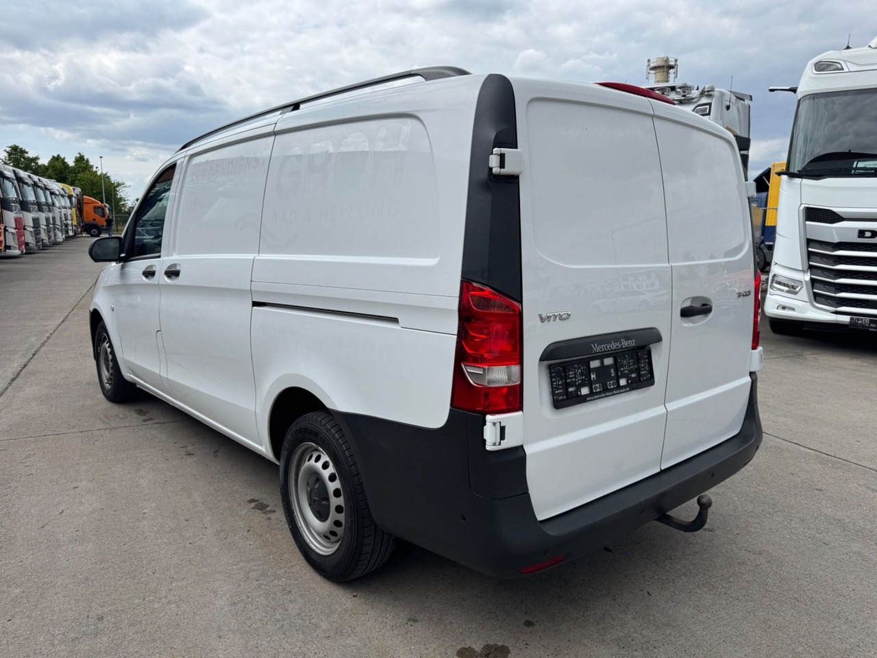 Mercedes-Benz VITO 111 CDI * LANG * KLIMA * SCHIEBETÜR R & L * - Mikrobuss: pilt 5 Mercedes-Benz VITO 111 CDI * LANG * KLIMA * SCHIEBETÜR R & L * - Mikrobuss: pilt 5